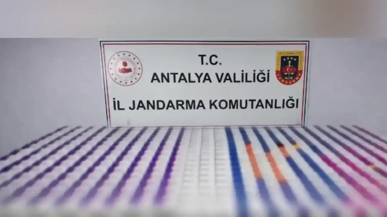 antalyada-receteli-ilaclarla-uyusturucu-satisi-muayenehane-ve-eczanelere-baskin