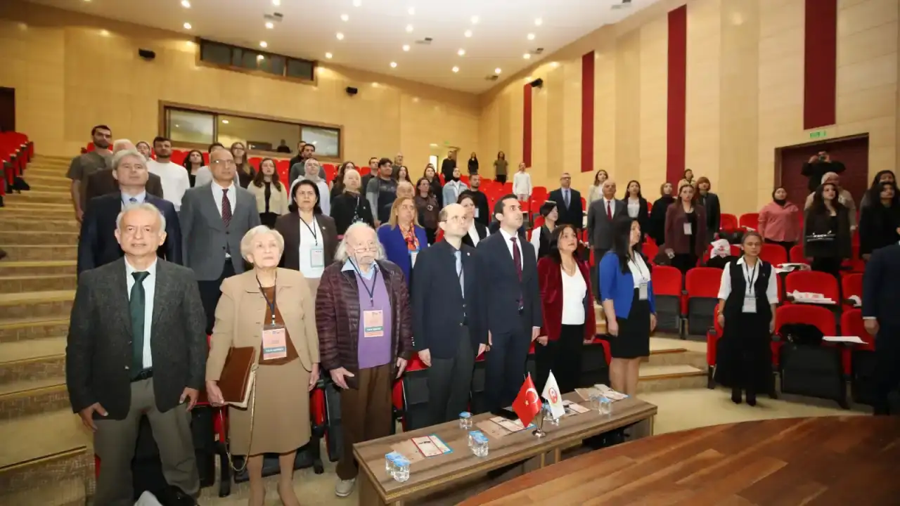 antalya-barosundan-esit-yurttaslik-vurgusu