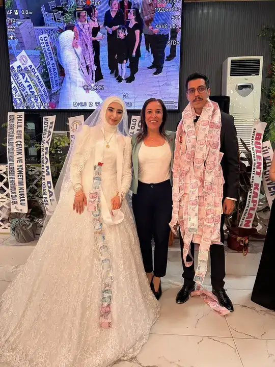 antalya-basininin-mutlu-gunu-gazeteci-hakan-cirakin-oglu-evlendi