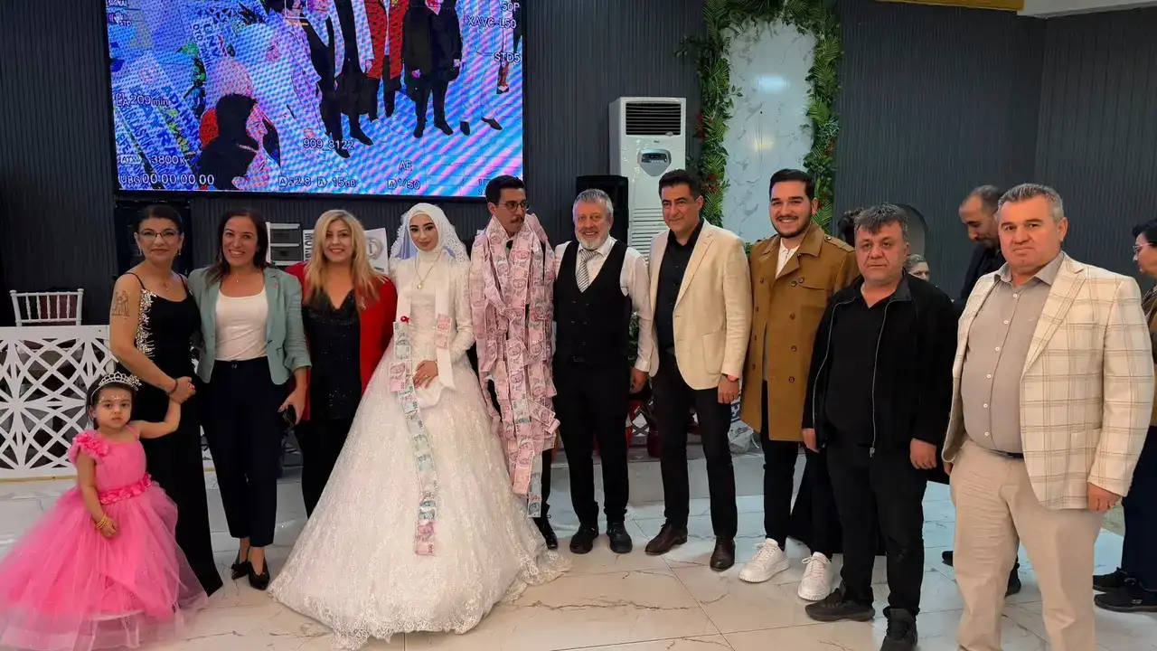 antalya-basininin-mutlu-gunu-gazeteci-hakan-cirakin-oglu-evlendi