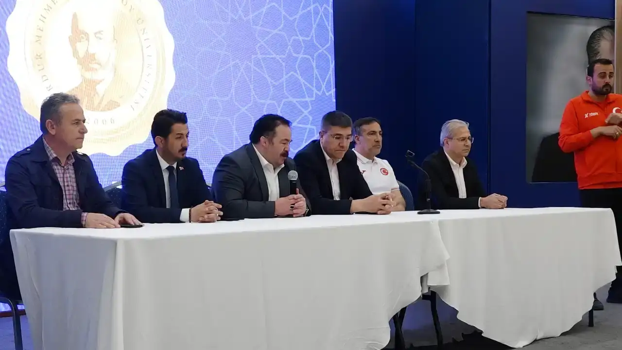 sessiz-dunyanin-milli-golculeri-burdurda