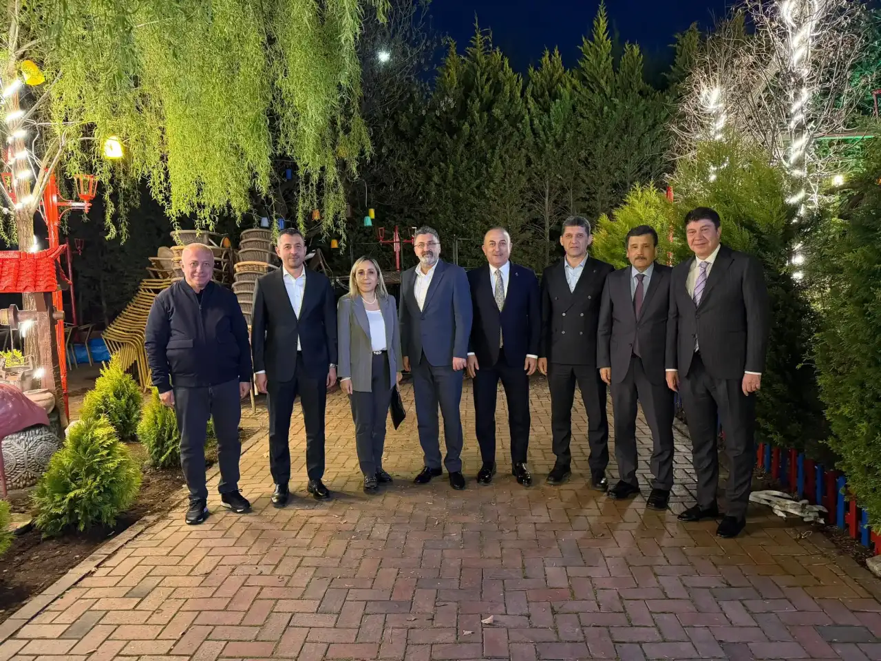 serik-belediye-baskani-kadir-kumbul-akpye-katildi-rozeti-cumhurbaskani-erdogan-takti