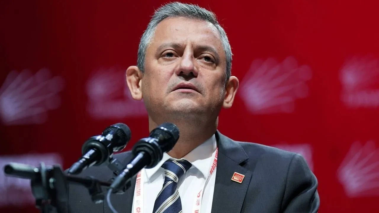  Özgür Özel: 