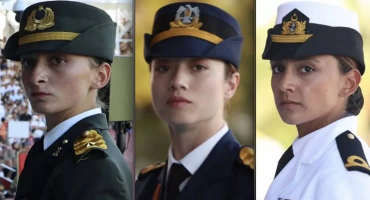 Antalya'dan Genç Teğmenlere Destek! 