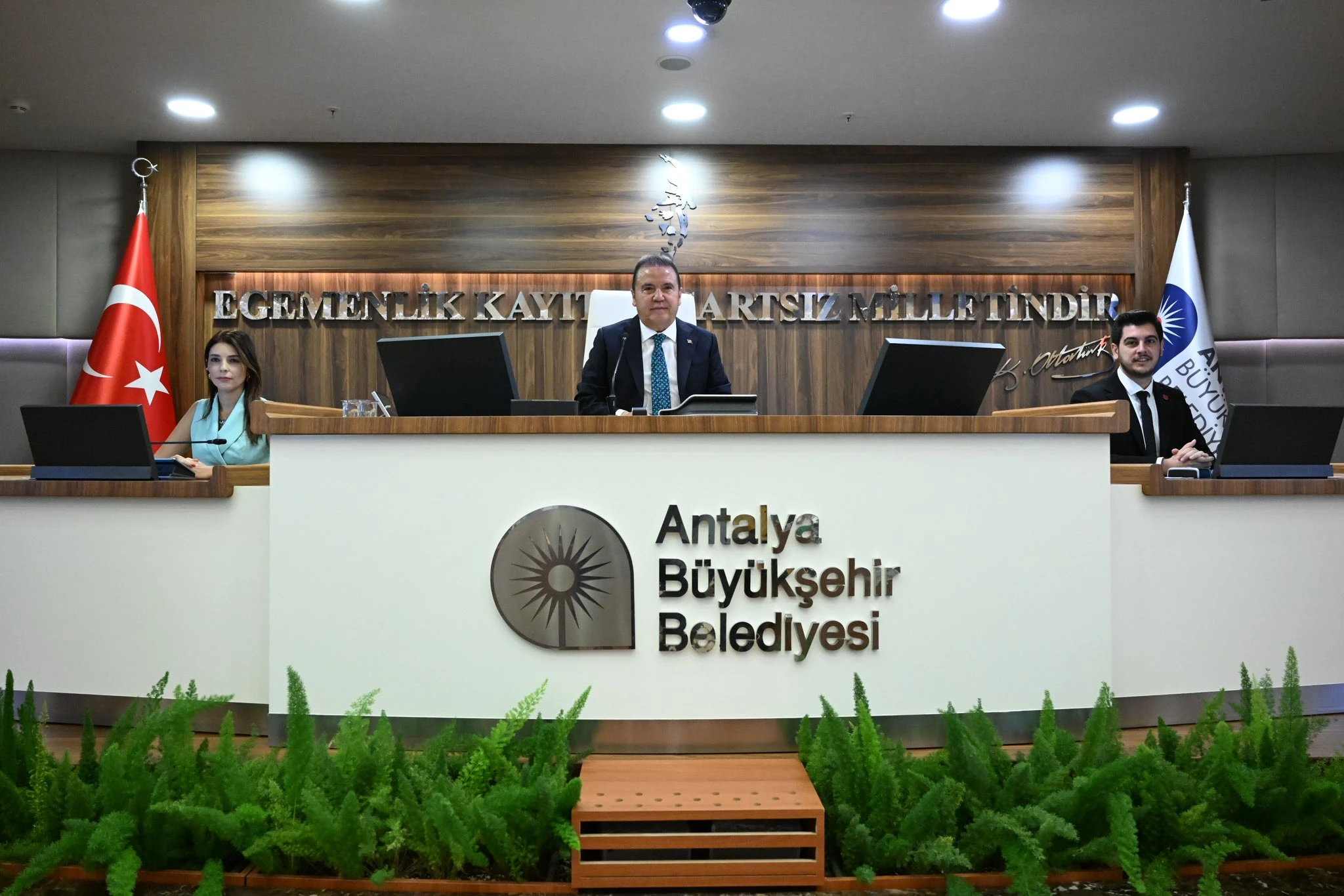 Büyükşehir 21 Araçlık Yangın Filosu Alıyor! 