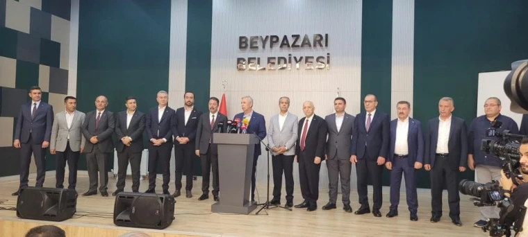 Mansur Yavaş: 