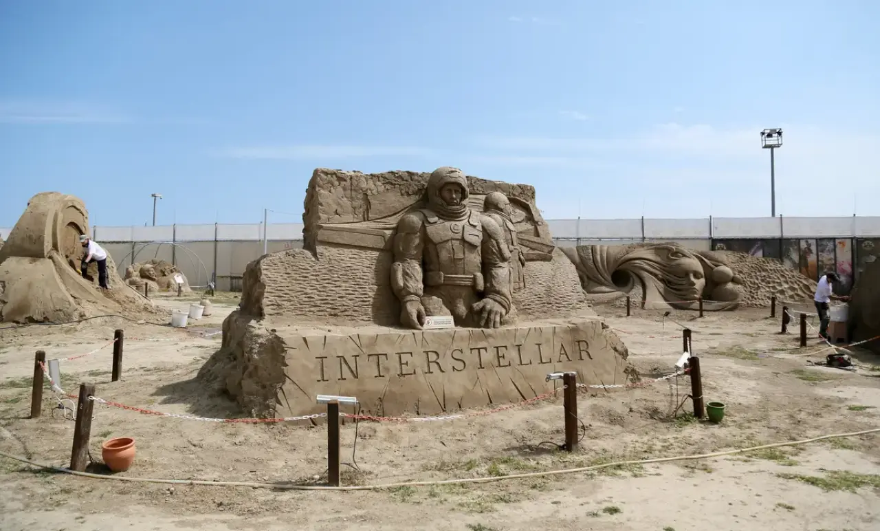 Lara'da 10 Bin Ton Kumdan 200 Dev Eser 2