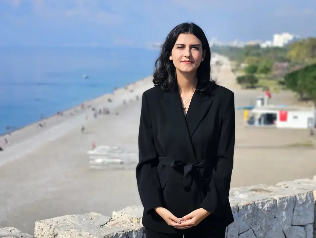 Ağır İş Makineleri Dünyaca Ünlü Konyaaltı Sahili'nde 3