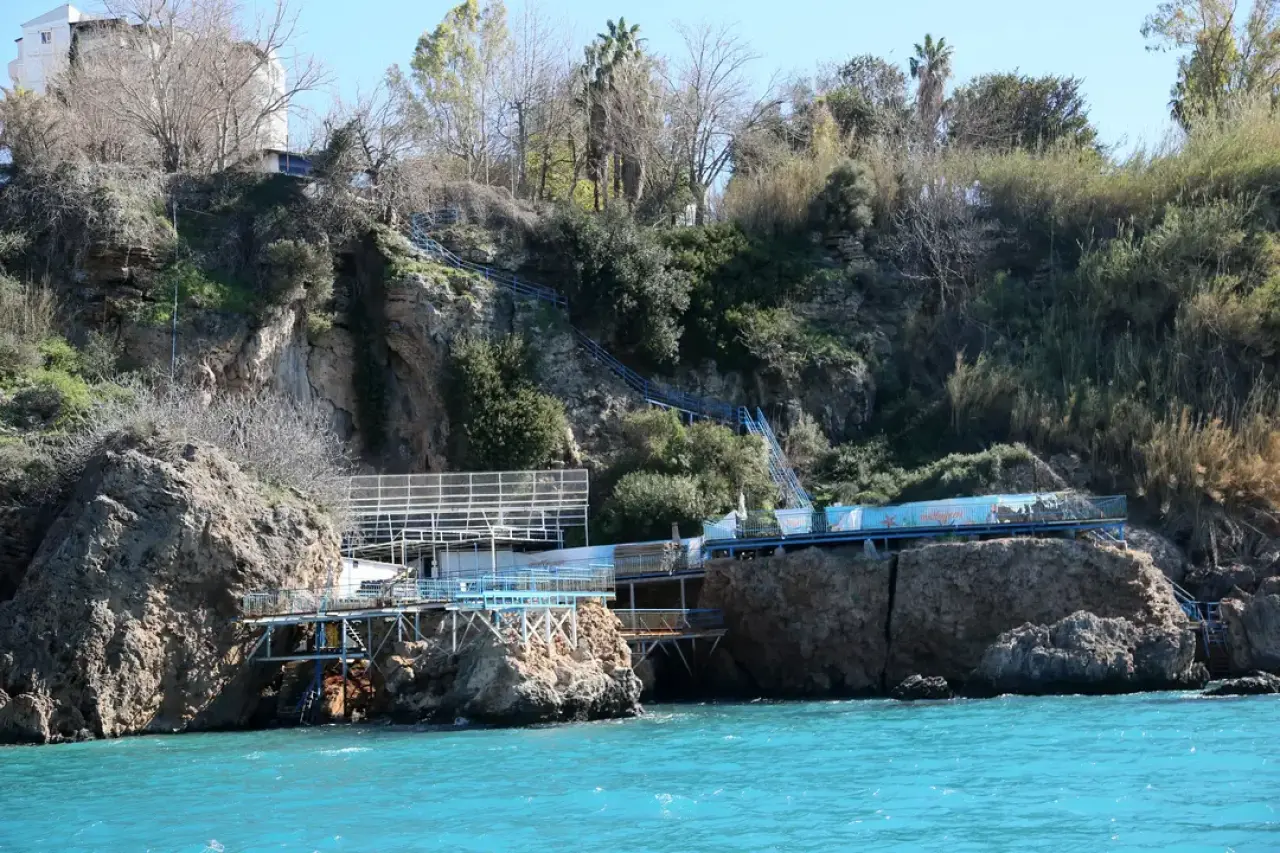 Antalya Falezlerde 16 Nokta İçin Yıkım Kararı Çıktı! 23