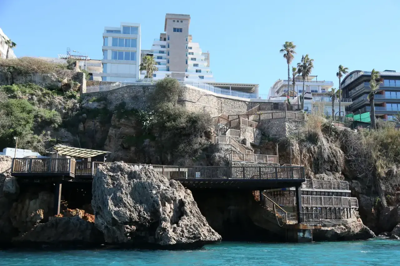 Antalya Falezlerde 16 Nokta İçin Yıkım Kararı Çıktı! 7