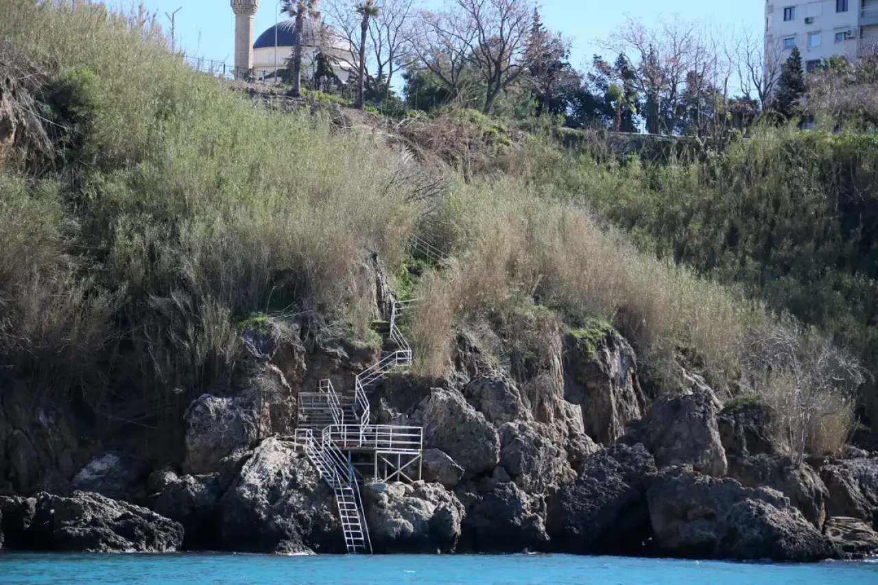 Antalya Falezlerde 16 Nokta İçin Yıkım Kararı Çıktı! 20