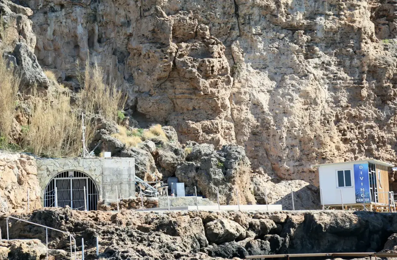 Antalya Falezlerde 16 Nokta İçin Yıkım Kararı Çıktı! 11