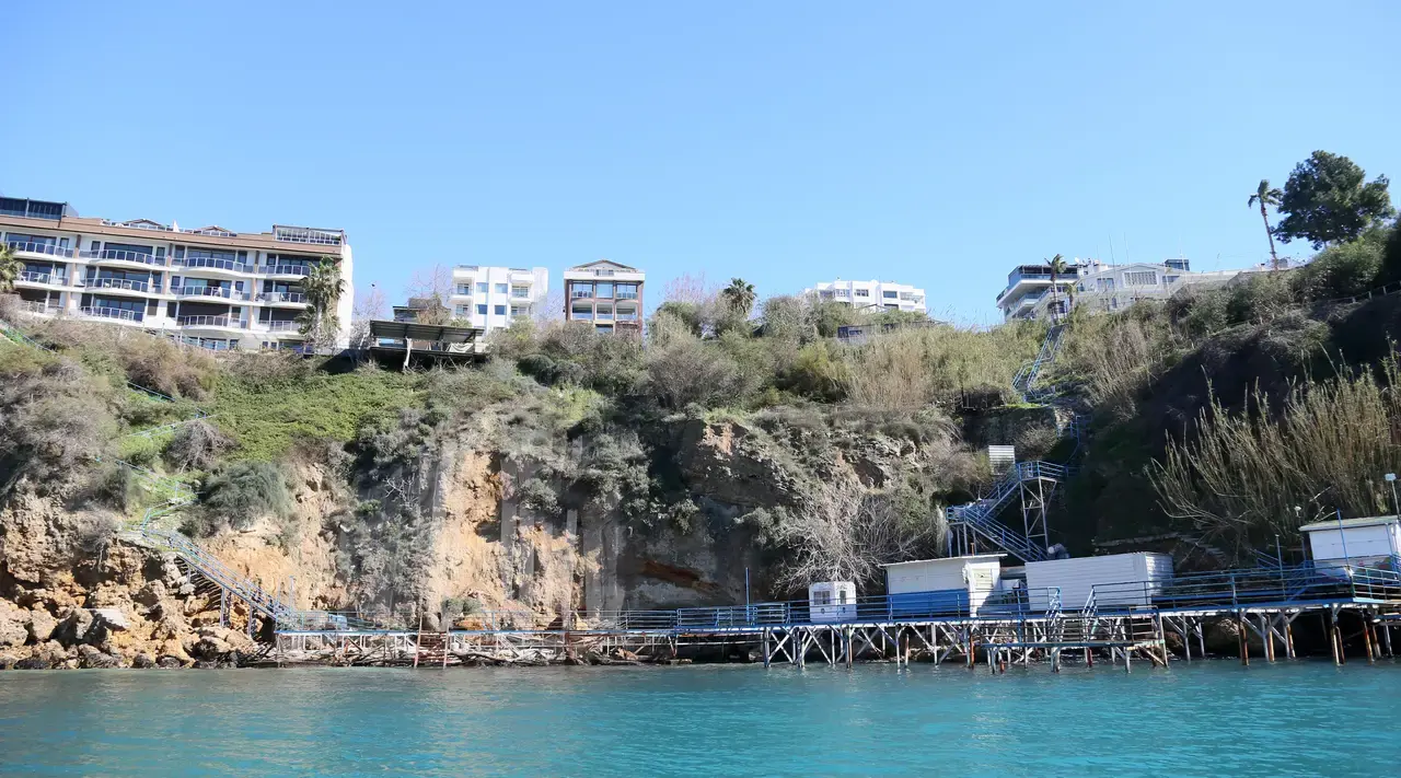 Antalya Falezlerde 16 Nokta İçin Yıkım Kararı Çıktı! 9