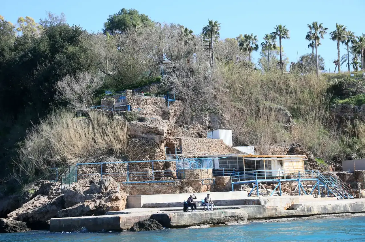 Antalya Falezlerde 16 Nokta İçin Yıkım Kararı Çıktı! 16