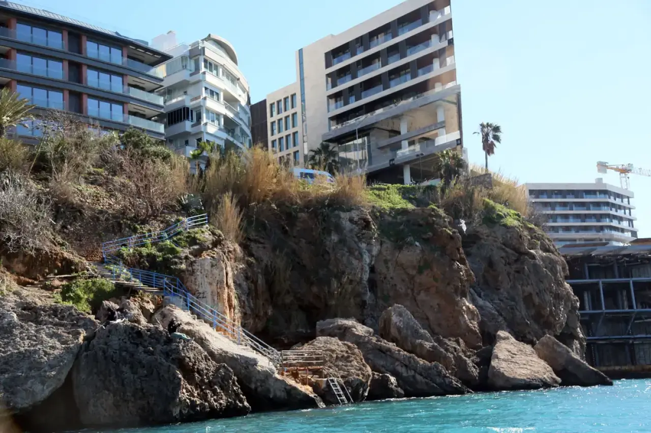 Antalya Falezlerde 16 Nokta İçin Yıkım Kararı Çıktı! 4
