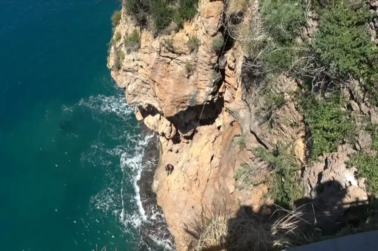 İtfaiye 1 Saatlik Operasyonla Kurtardı 2