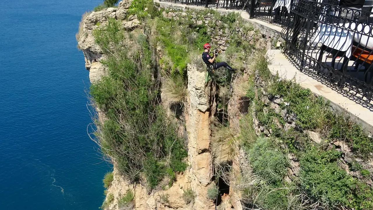 İtfaiye 1 Saatlik Operasyonla Kurtardı 1