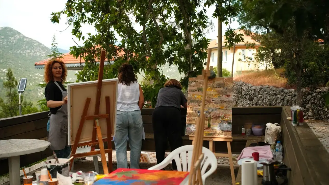 Akseki'nin Tarihi ve Doğası Tuvalde Canlandı: Alaçeşme Resim Çalıştayı Sona Erdi 6