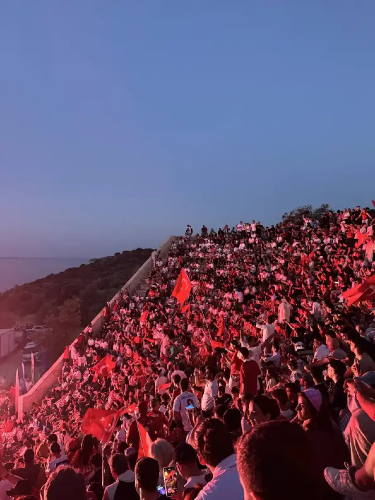 Kaş Antiphellos’ta Dünya Kupası Heyecanı: 2 Bin Yıllık Tiyatroda Milli Takım İçin Tek Yürek Oldular 2