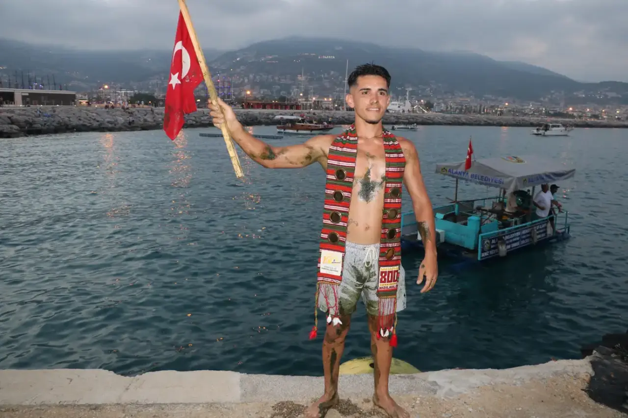 Antalya'nın İlçelerinde Kabotaj Coşkusu: Sahillerde Tarihi Rekorlar Kırıldı 6
