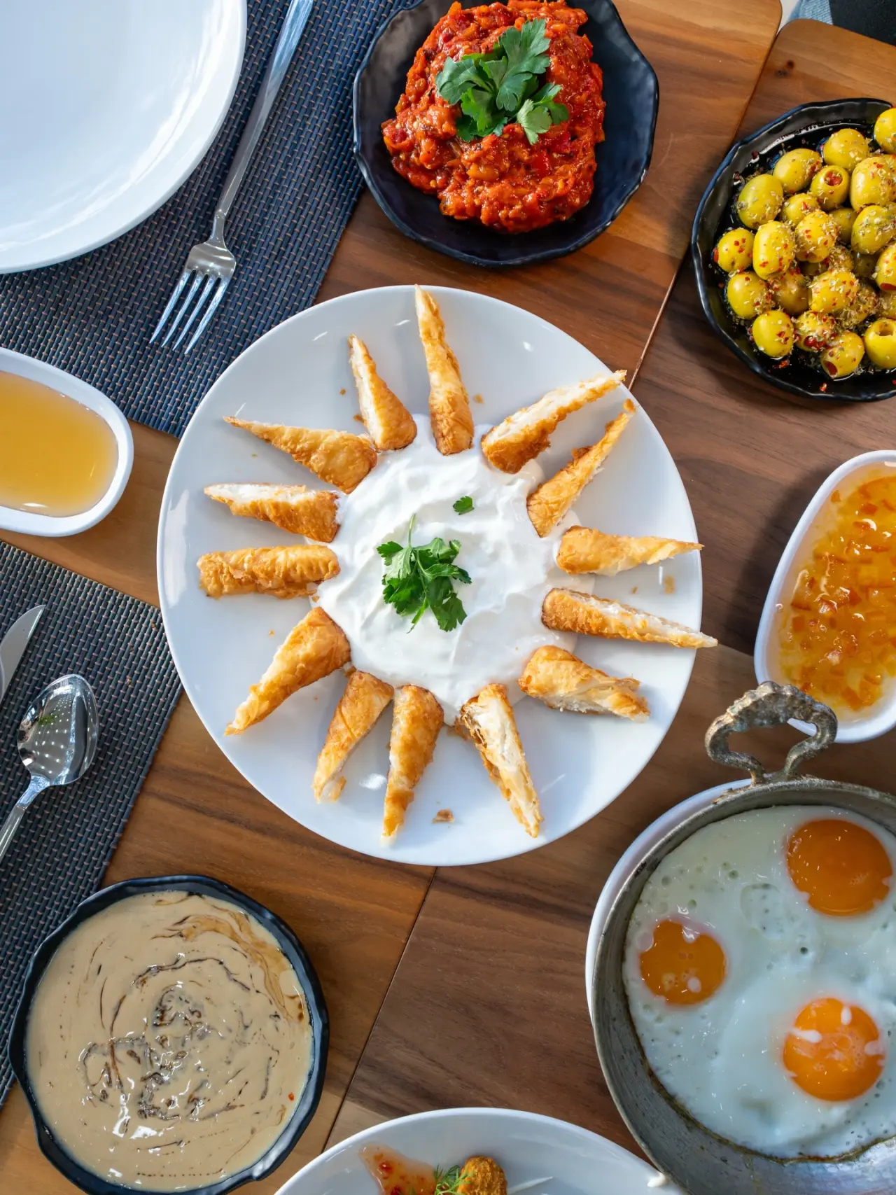 Döşemealtı'nın Yeni Lezzet Durağı Eudokia Bahçe Restaurant 3