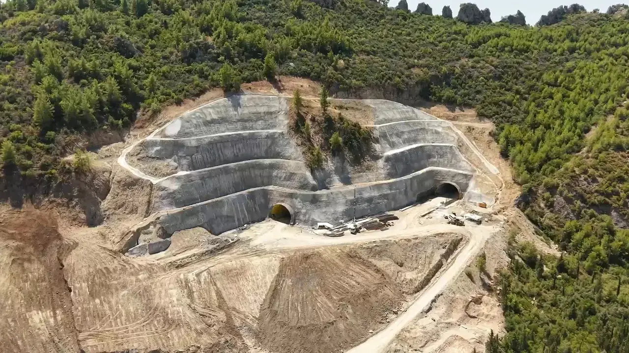 Antalya-Alanya Otoyolunda Yüzde 30 Seviyesine Ulaşıldı: Hedef 2028 Mayıs 3