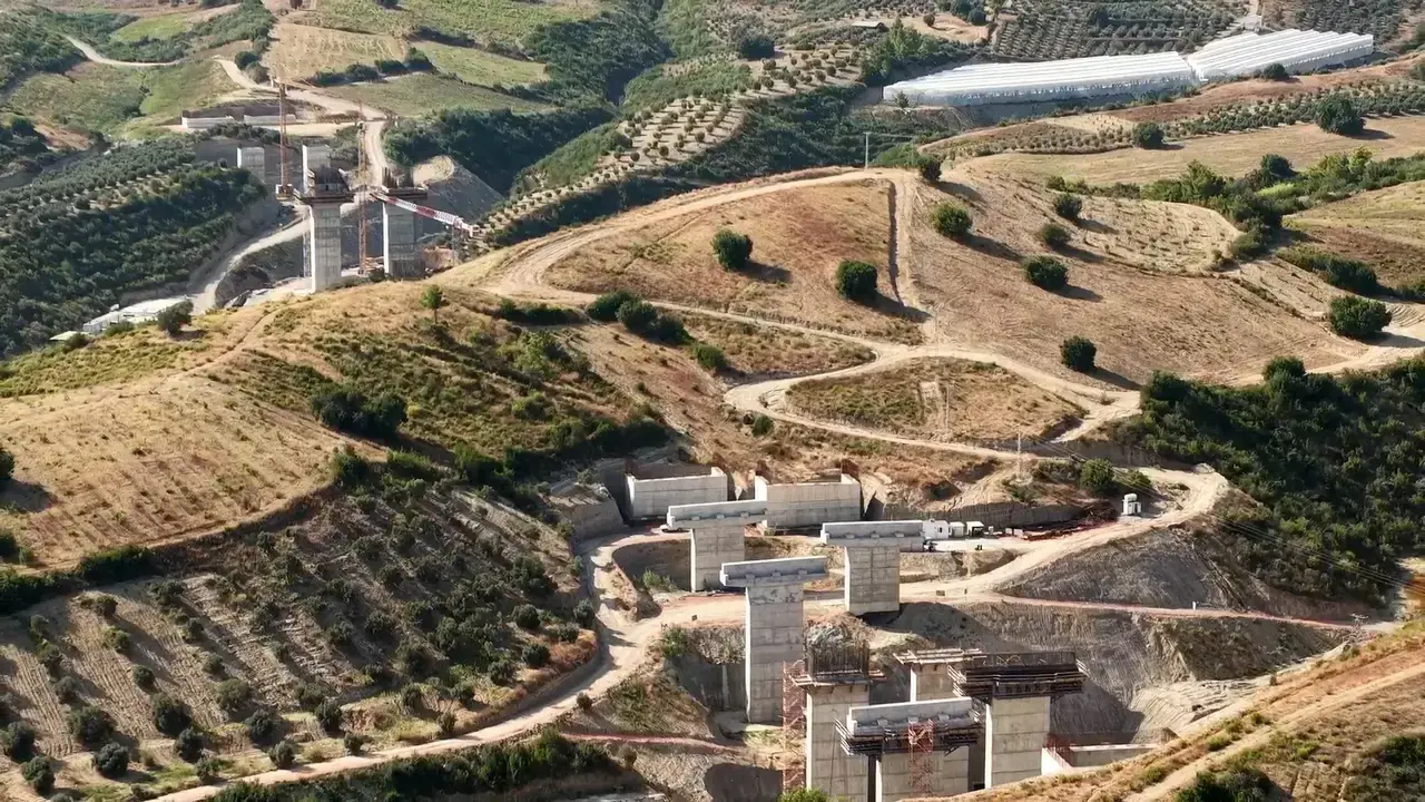 Antalya-Alanya Otoyolunda Yüzde 30 Seviyesine Ulaşıldı: Hedef 2028 Mayıs 8