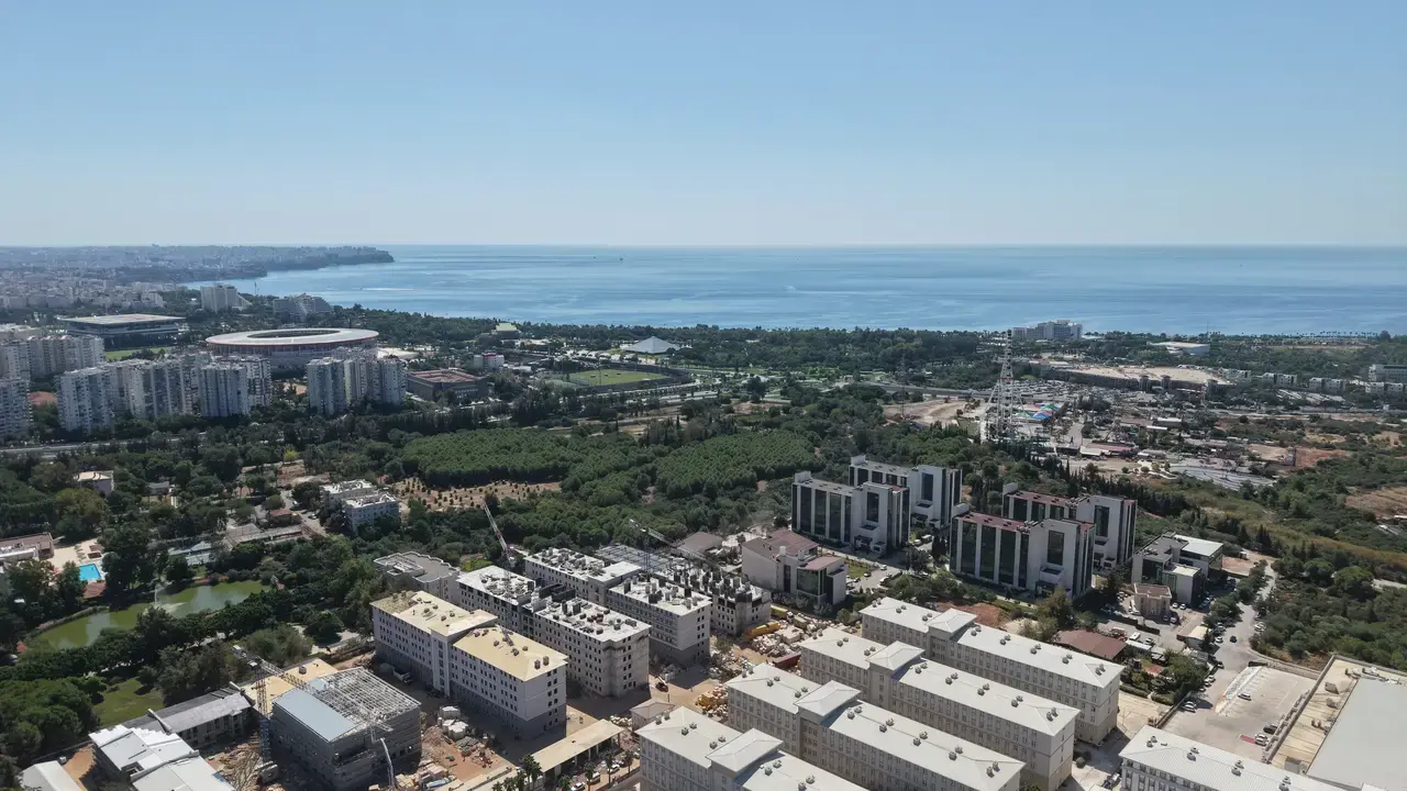 Kiraların 40 Bin Lirayı Aştığı Bölgede Deniz Manzaralı Üniversite Yurdu 1