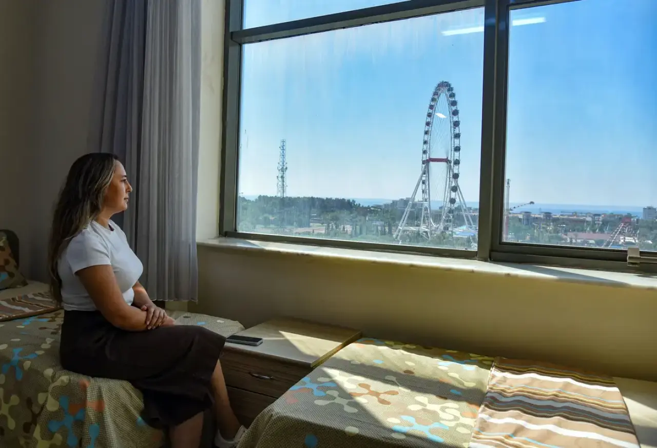 Kiraların 40 Bin Lirayı Aştığı Bölgede Deniz Manzaralı Üniversite Yurdu 2