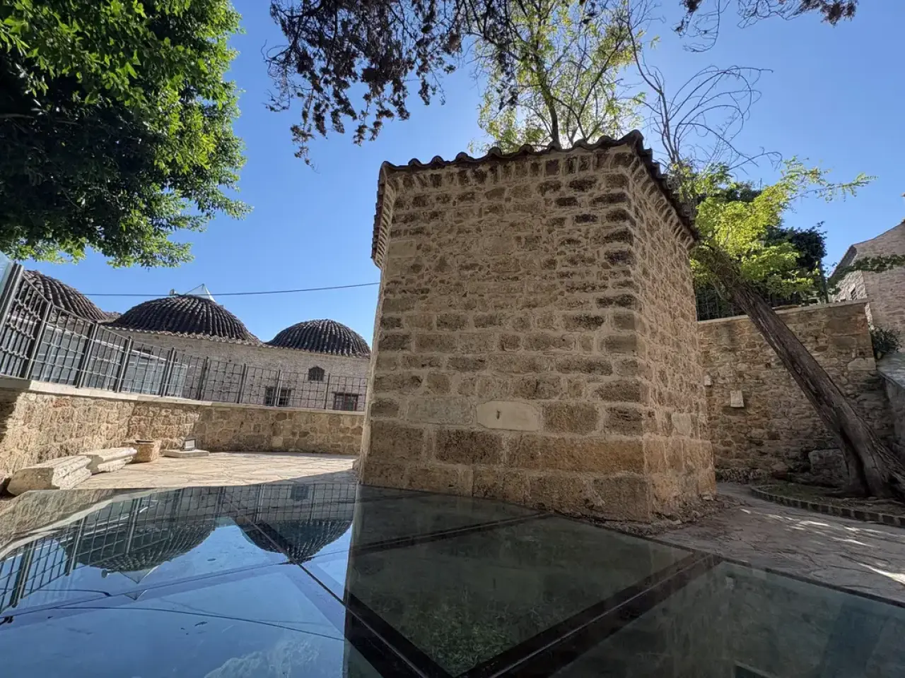 Antalya'daki Nigar Hatun Türbesi'nde Kitabelerde Saklı Kalan Veda 1