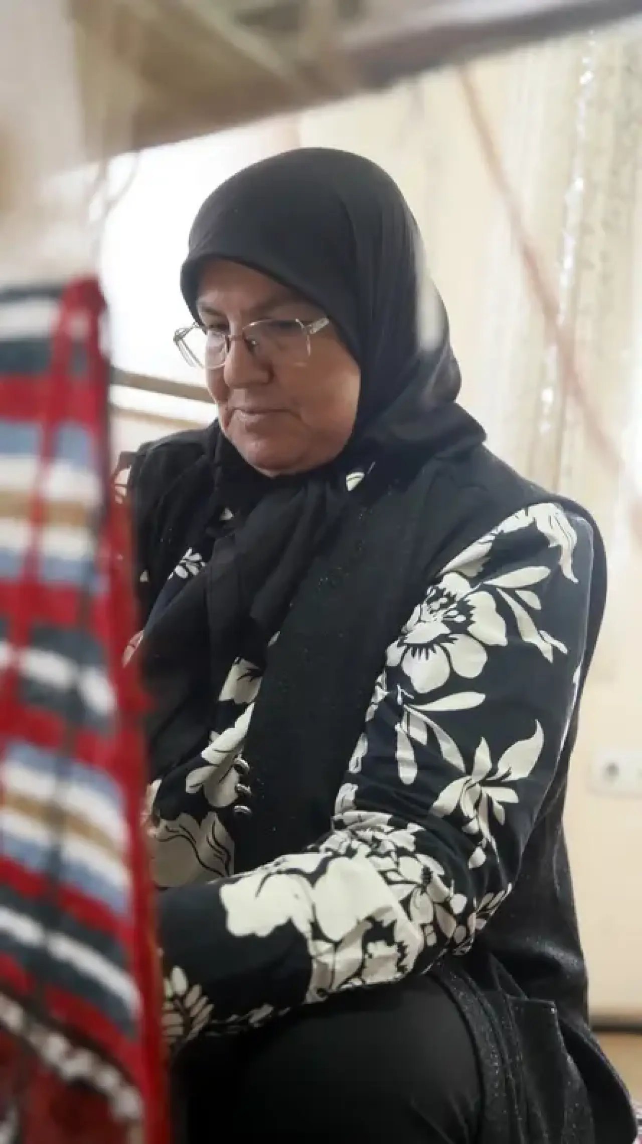 Döşemealtı'nın Asırlık Dokuma Mirasını Sırtlayan Ayşe Taç Genç Usta Yetiştiriyor 5