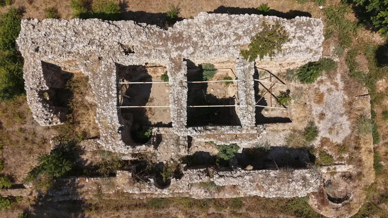 Konyaaltı'ndaki 1700 Yıllık Roma Hamamı Sırlarıyla Ayakta Duruyor 1