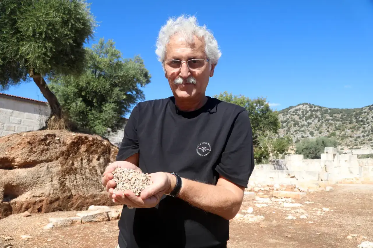 Demre Myra-Andriake Kazılarında Antik Mor Boya Fabrikası Keşfedildi 2