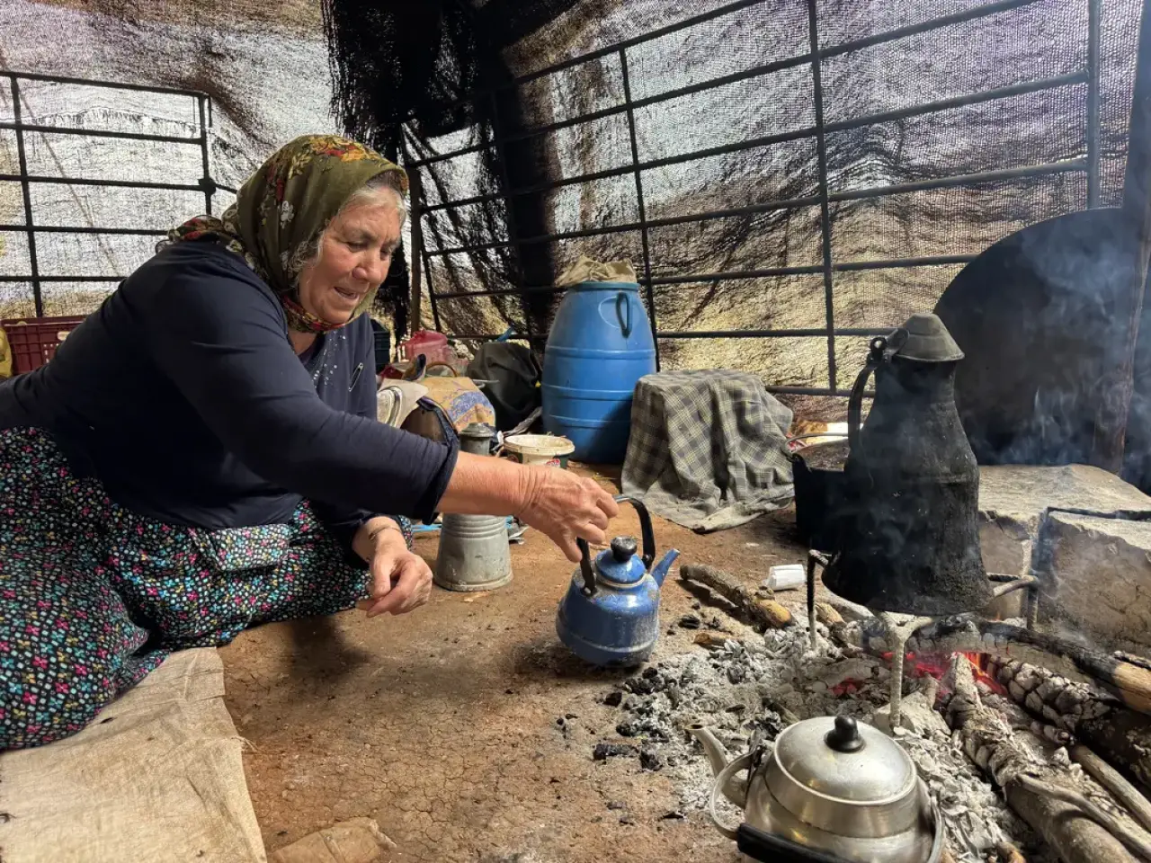 Sarıkeçililerin Son Devecisi 'Kuş Ali' Asırlık Göç Geleneğini Yaşatıyor 14