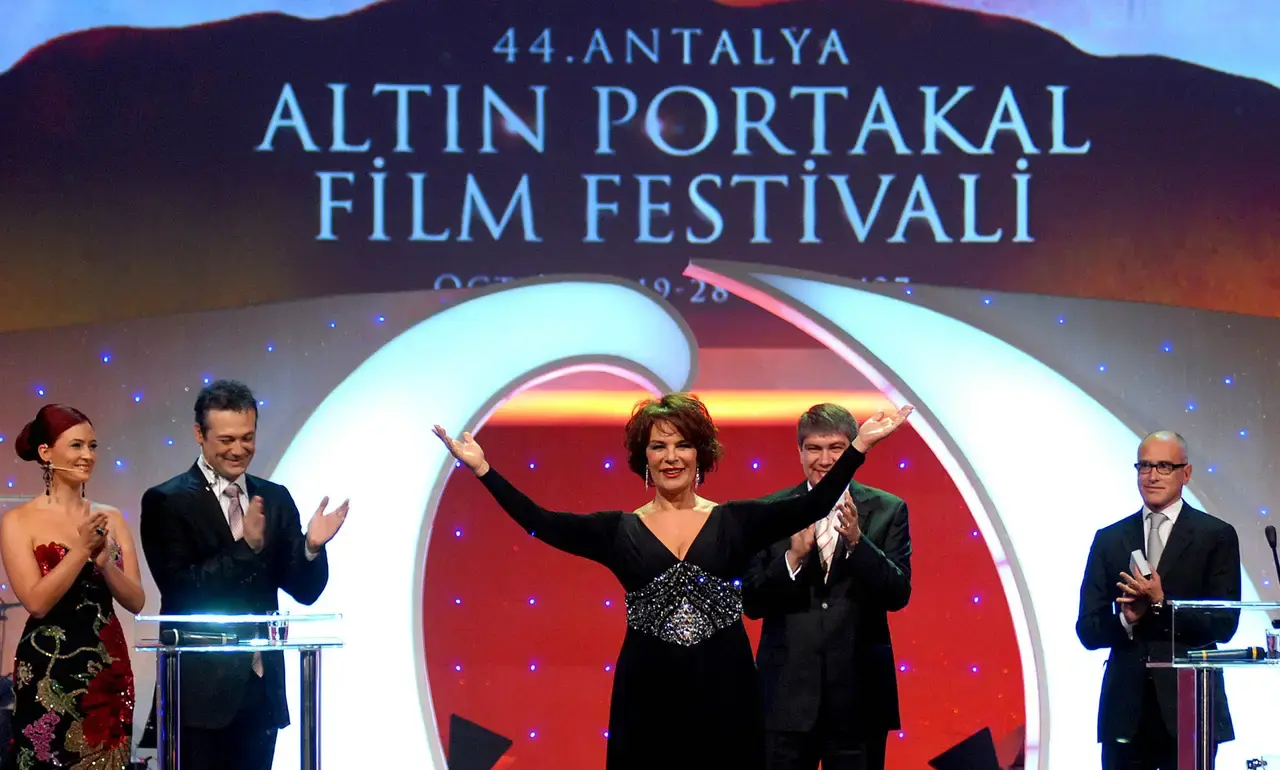 Kimler Geldi, Kimler Geçti! Altın Portakal Film Festivali'nin Unutulmayan Anları 6