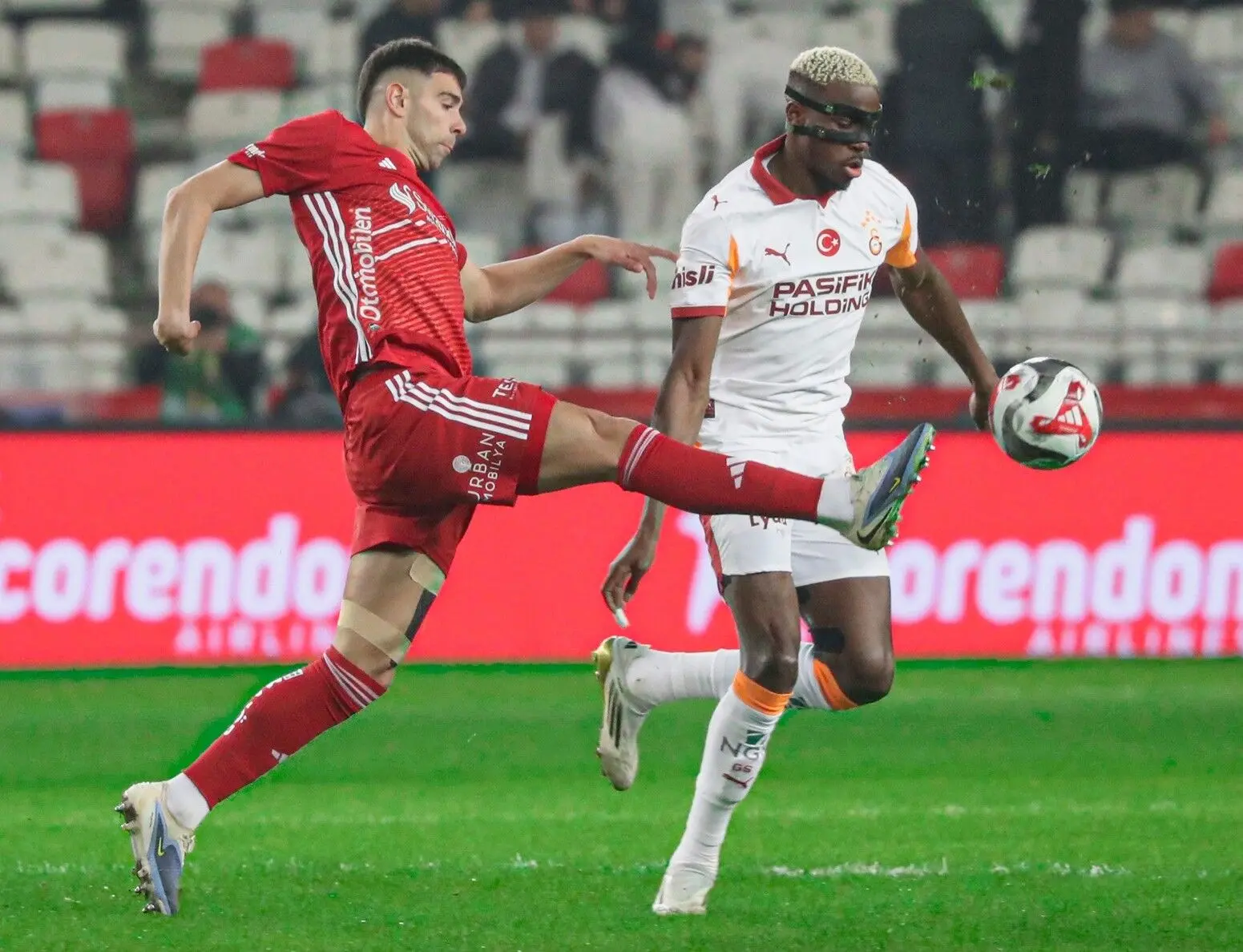 Galatasaray'a 4-1 yenilen Antalyaspor tarihe geçti - Antalya Gündem  Gazetesi | Son Dakika Antalya Haberleri