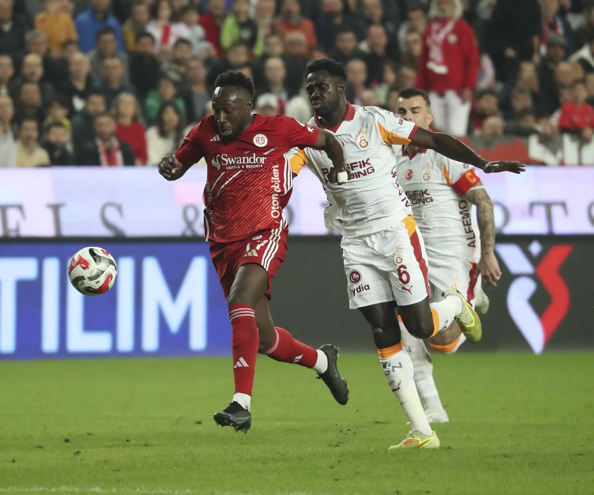 Hesap.com Antalyaspor 1-4 Galatasaray | Futbol | Antalyaspor Resmi İnternet  Sitesi