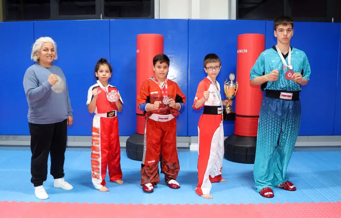 burdurun-altin-cocugu-yigit-efe-9-yasinda-turkiye-sampiyonu