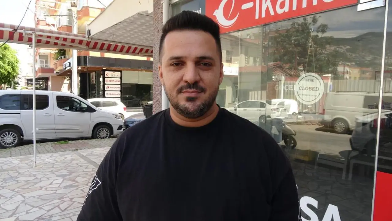 Alanya’da Yolda Bulduğu 700 Euro'yu Zabıtaya Teslim Etti! Harç Parası Sahibine Geri Döndü